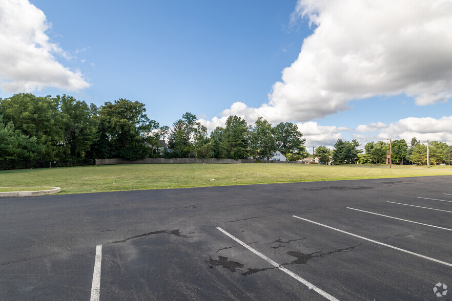 Germantown Pike & Hillcrest Ave, East Norriton, PA for lease - Building Photo - Image 3 of 3