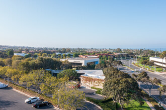 190 Newport Center Dr, Newport Beach, CA - aerial  map view