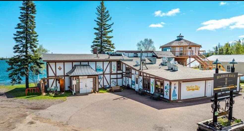 77 Brockway Ave, Copper Harbor, MI for sale - Building Photo - Image 3 of 25