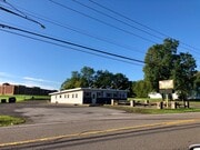 Halfway Haus - Pub