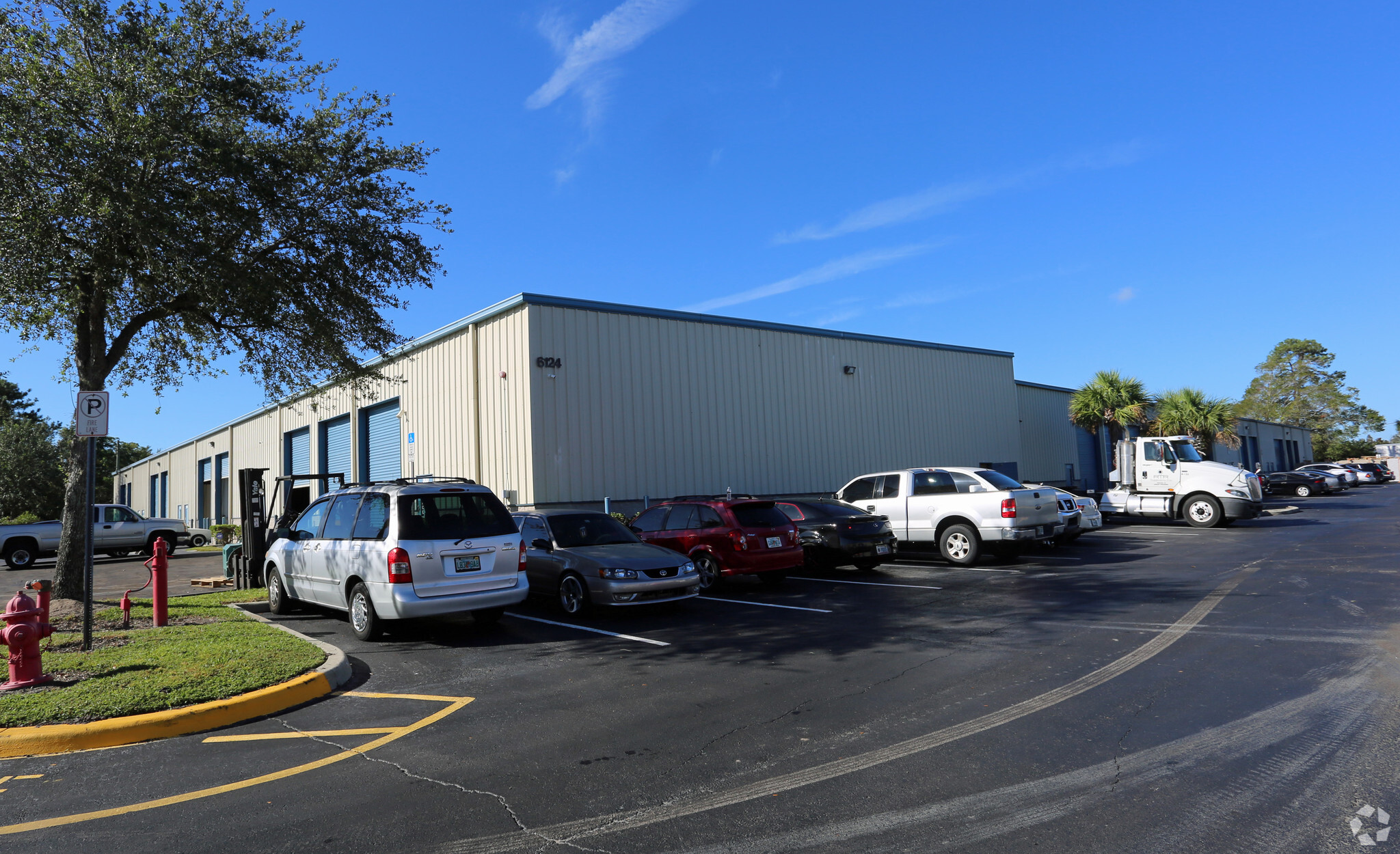 6124 Hanging Moss Rd, Orlando, FL for lease Primary Photo- Image 1 of 11