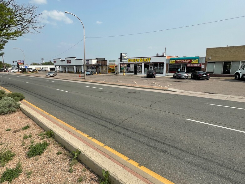 8490 W Colfax Ave, Lakewood, CO for sale - Building Photo - Image 3 of 9