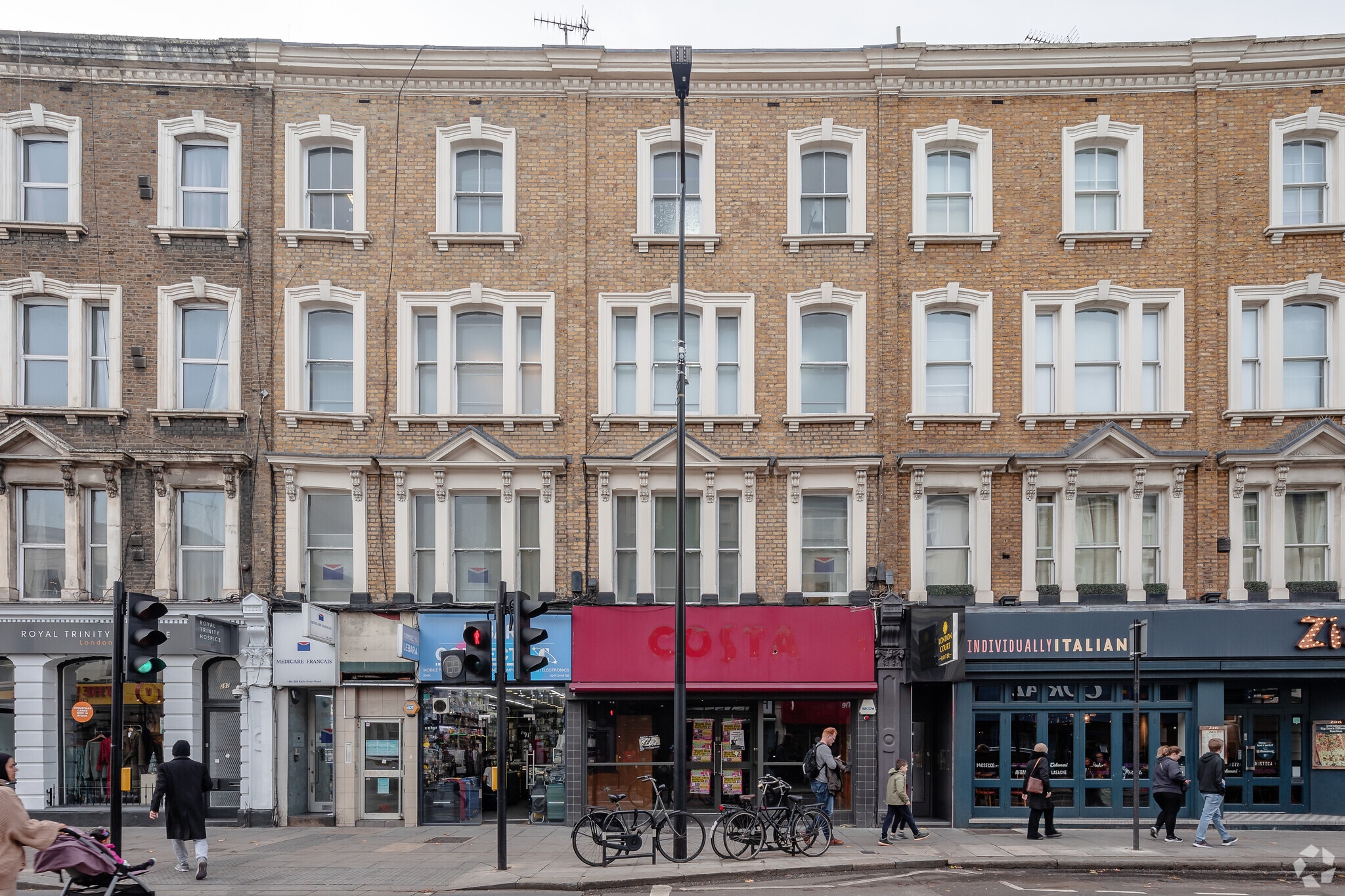 198-200 Earls Court Rd, London for sale Primary Photo- Image 1 of 1