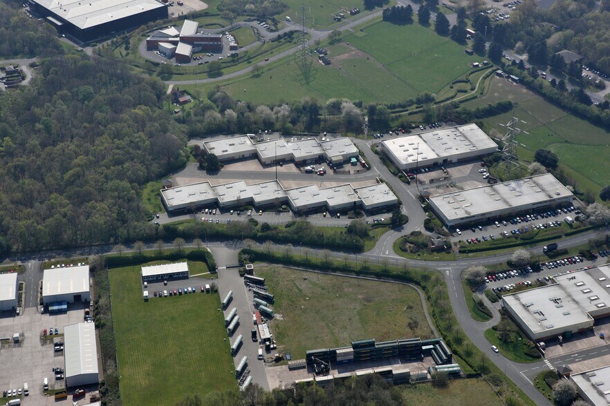 Berkeley Ct, Runcorn for lease - Building Photo - Image 1 of 28