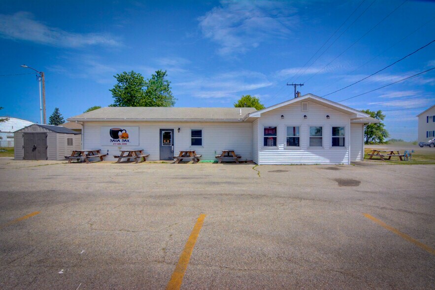 215 Dye Rd, Illiopolis, IL 62539