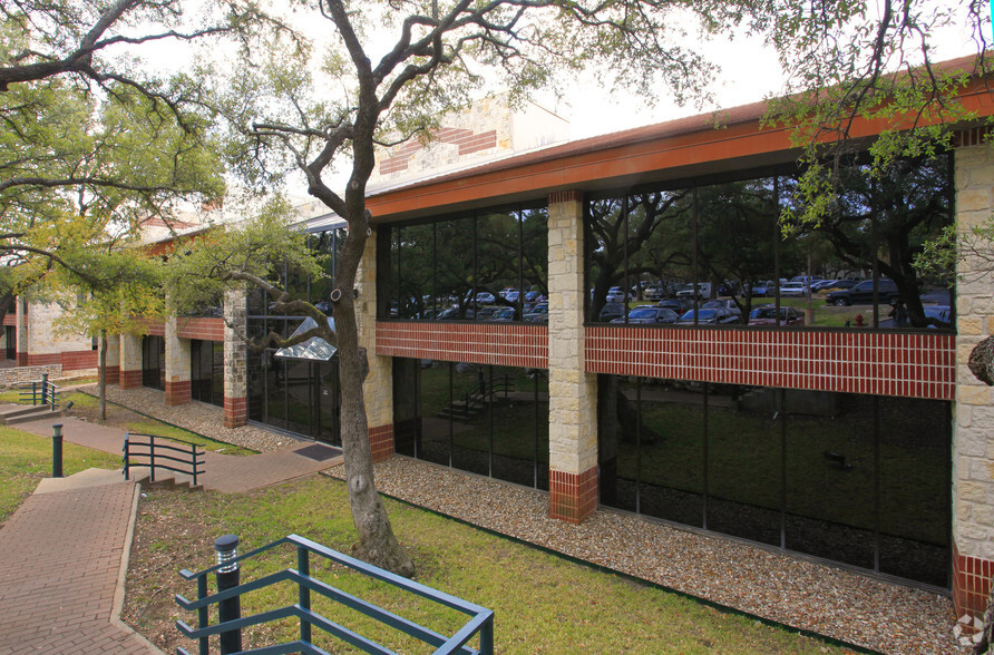 4807 Spicewood Springs Rd, Austin, TX for lease - Building Photo - Image 2 of 34