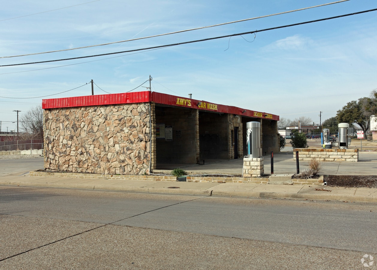 2101 Tradewind Dr, Mesquite, TX