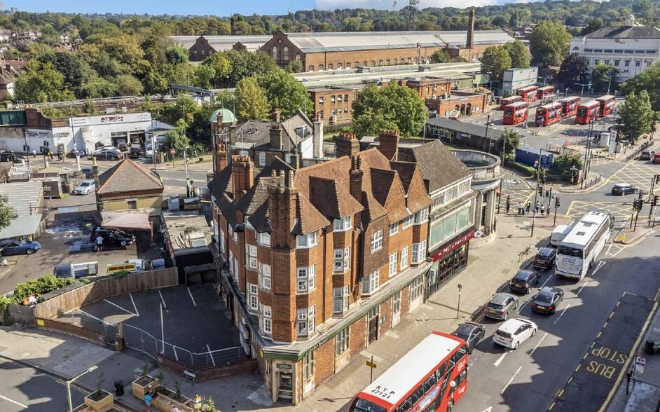 Golders Green Portfolio portfolio of 4 properties for sale on LoopNet.com - Building Photo - Image 1 of 9