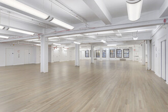 148 W 37th St, New York, NY for lease Interior Photo- Image 2 of 4