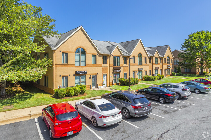 19725-19733 Executive Park Cir, Germantown, MD for sale - Building Photo - Image 1 of 7