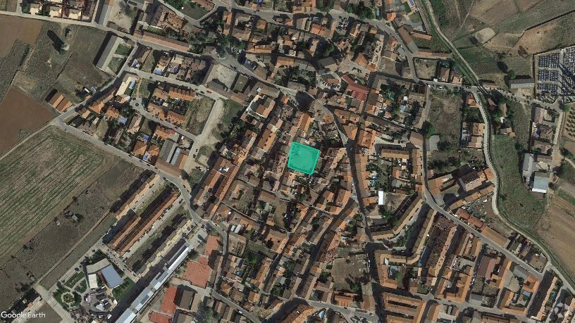 Calle de la Cruz, 15, Yunquera de Henares, Guadalajara for sale - Primary Photo - Image 1 of 1