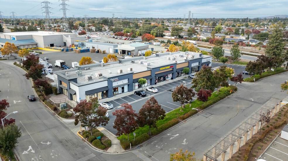 43901-43941 Hugo Ter, Fremont, CA for lease - Building Photo - Image 3 of 3