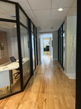 336-340 Rue Sherbrooke E, Montréal, QC for lease Interior Photo- Image 2 of 7