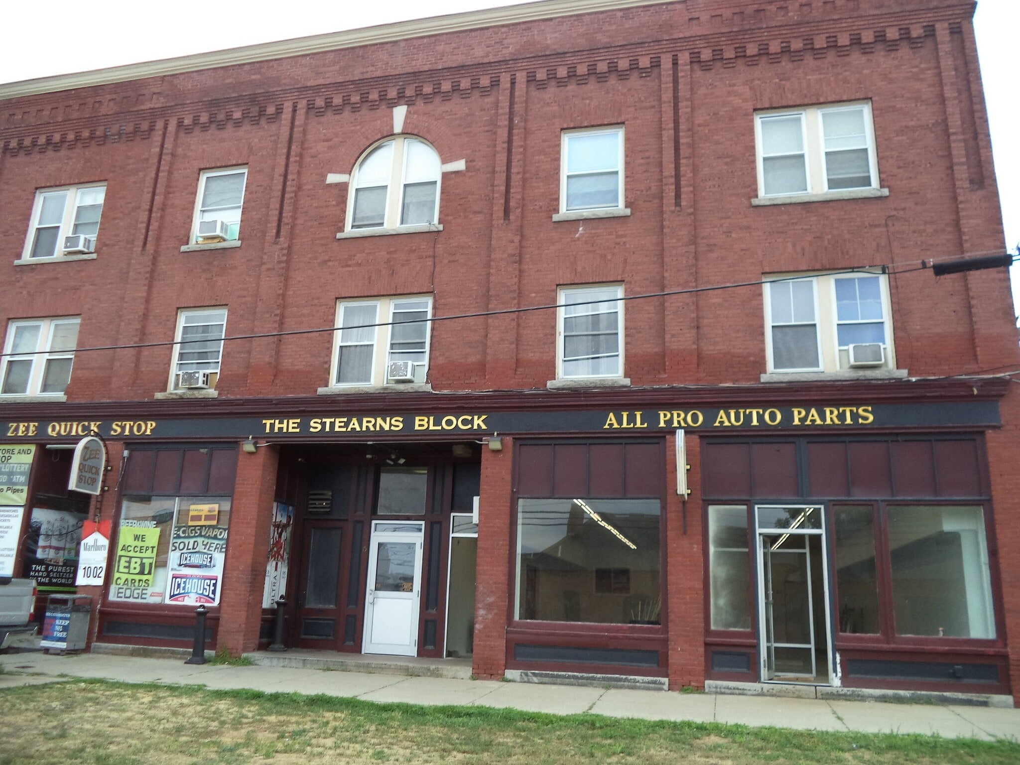 15-17 Railroad Sq, Nashua, NH for lease Building Photo- Image 1 of 8