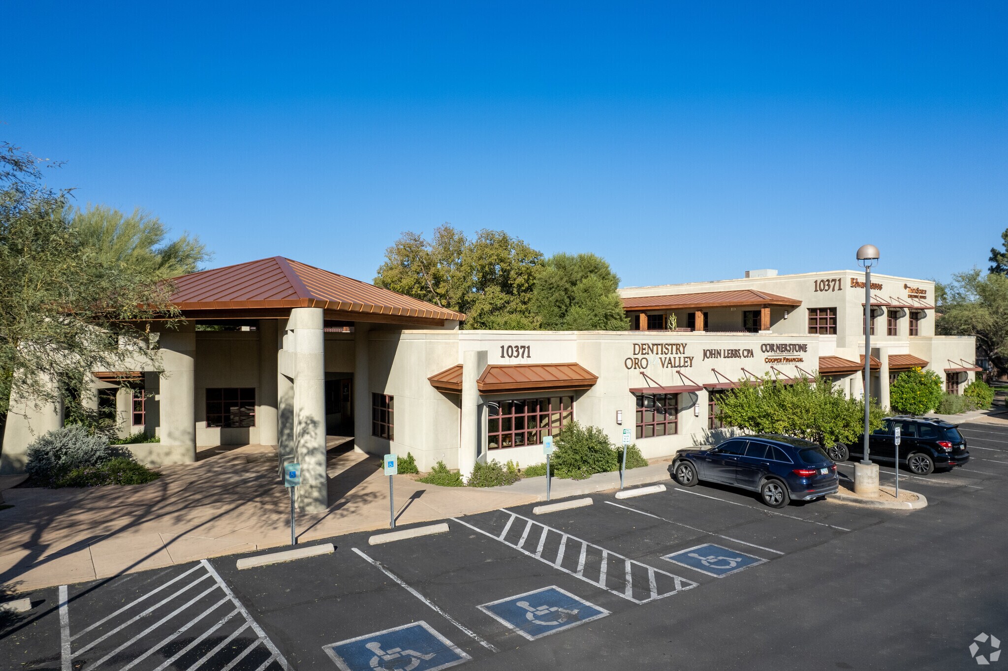 10371 N Oracle Rd, Oro Valley, AZ for sale Primary Photo- Image 1 of 12