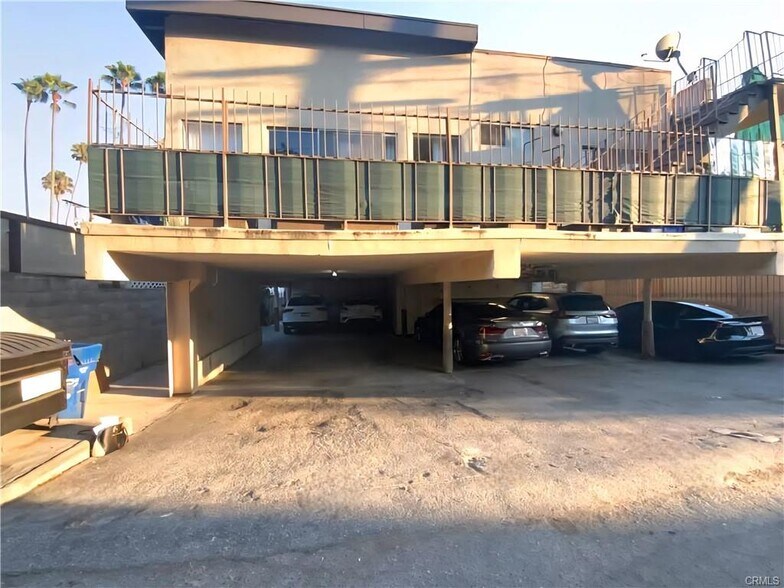 5665 Franklin Ave, Los Angeles, CA for sale - Building Photo - Image 3 of 26