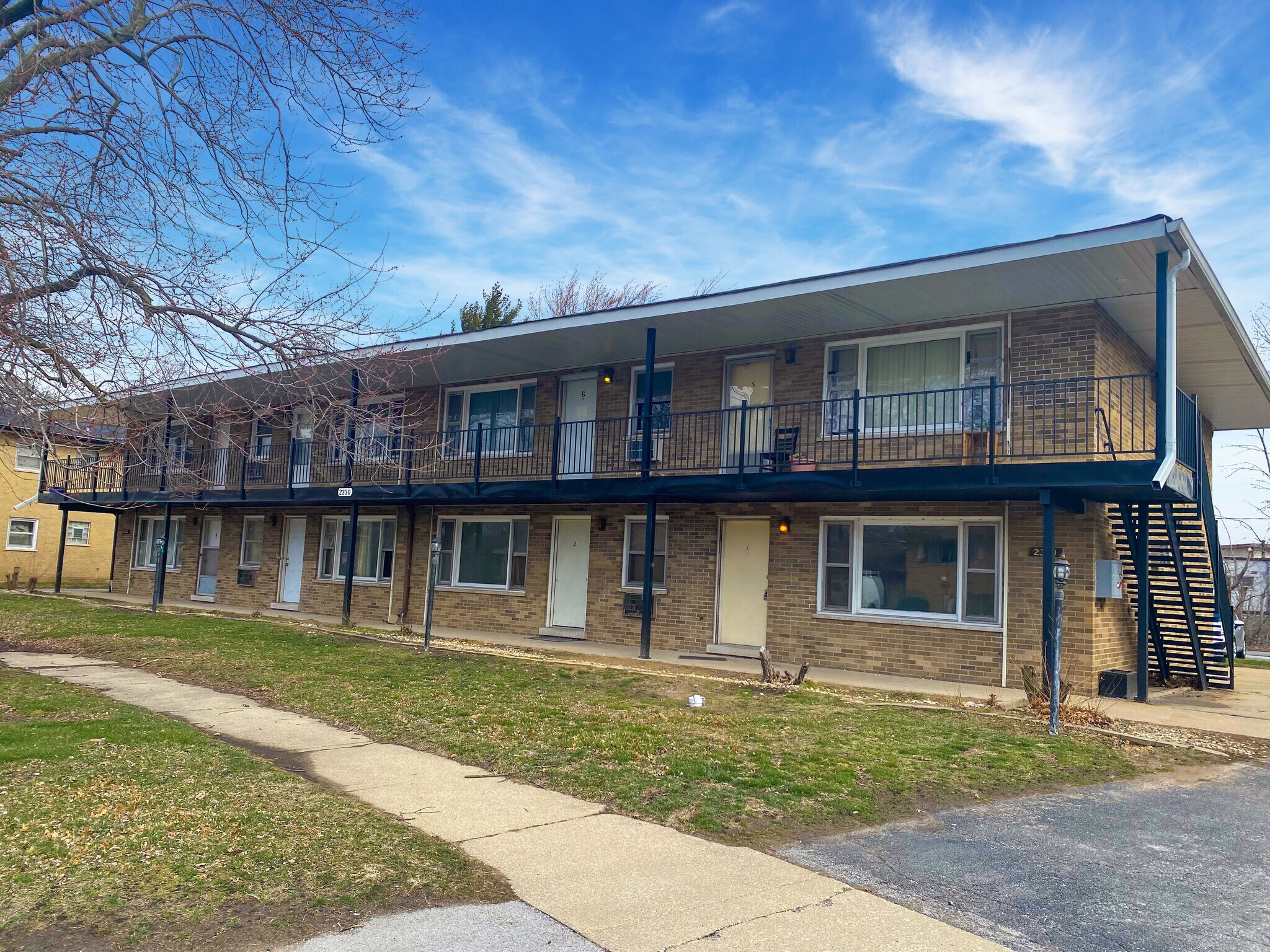 2330 182nd Pl, Lansing, IL for sale Building Photo- Image 1 of 1