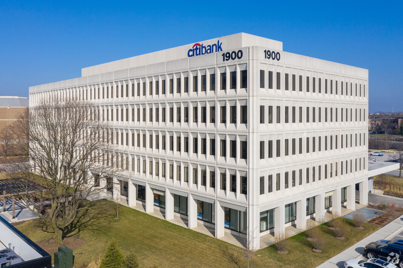 1900 Spring Rd, Oak Brook, IL 60523 Citibank Office Plaza