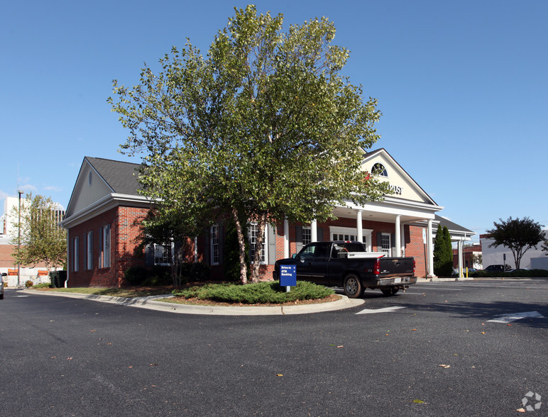 106 N State St, Lexington, NC for lease - Primary Photo - Image 1 of 6