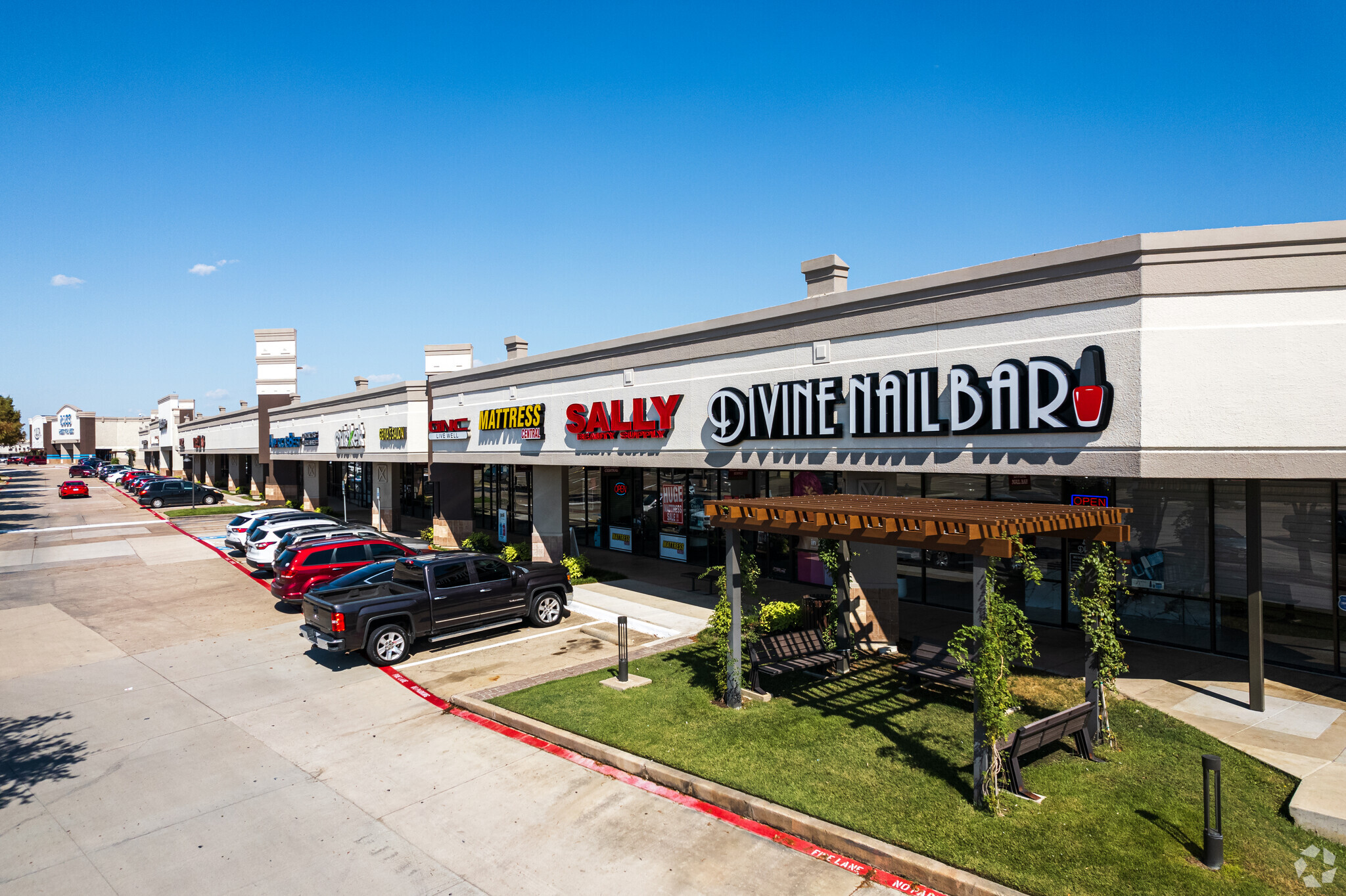 2600-2722 N Josey Ln, Carrollton, TX for lease Building Photo- Image 1 of 14