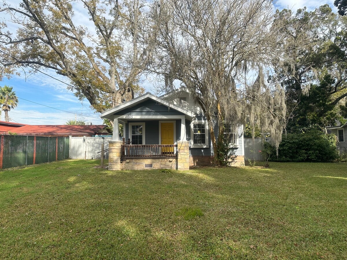 4645 Appleton Ave, Jacksonville, FL 32210