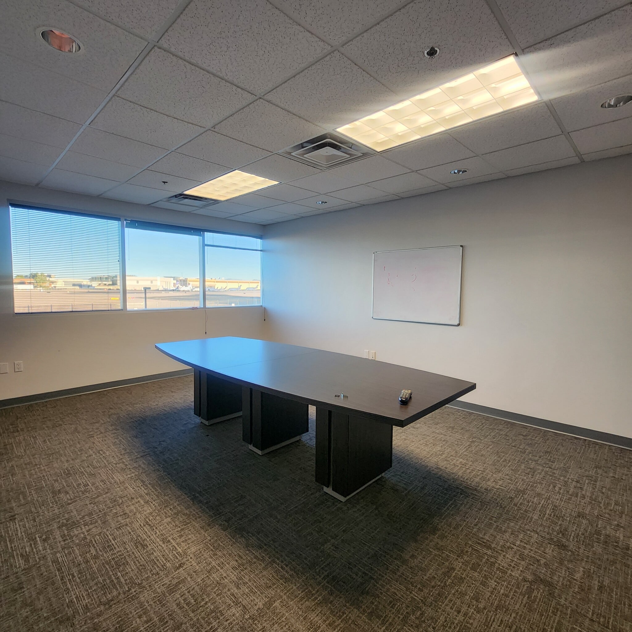 7575 E Redfield Rd, Scottsdale, AZ for lease Interior Photo- Image 1 of 7