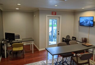 2307 Mount Vernon St, Orlando, FL for lease Interior Photo- Image 2 of 3