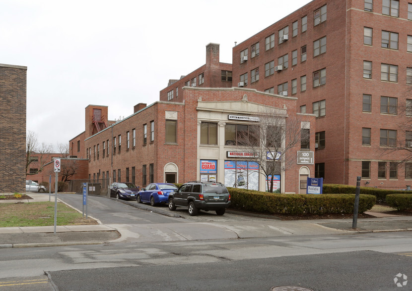 98-100 Farmington Ave, Hartford, CT for sale - Building Photo - Image 1 of 1