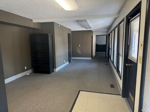 6430 Milwaukie Ave, Portland, OR for lease Interior Photo- Image 2 of 6