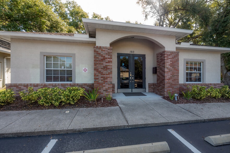 160 E Bloomingdale Ave, Brandon, FL for sale - Building Photo - Image 2 of 18