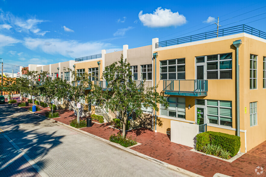 330 SW 2nd St, Fort Lauderdale, FL for lease - Building Photo - Image 1 of 10