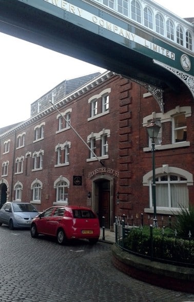 Silvester St, Hull for sale - Primary Photo - Image 1 of 1