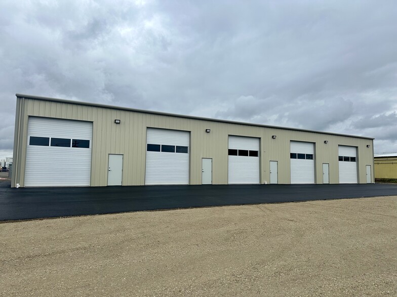 30003 Federal Ln, Eugene, OR for lease - Building Photo - Image 2 of 8