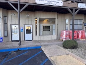 935 Riverside Ave, Paso Robles, CA for lease Building Photo- Image 1 of 9