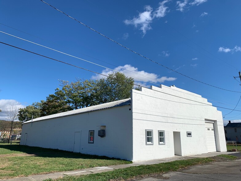 714 Baldwin St, Elmira, NY for sale - Building Photo - Image 1 of 1