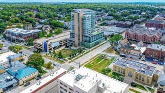 More details for 404 E College St, Iowa City, IA - Multifamily for Sale