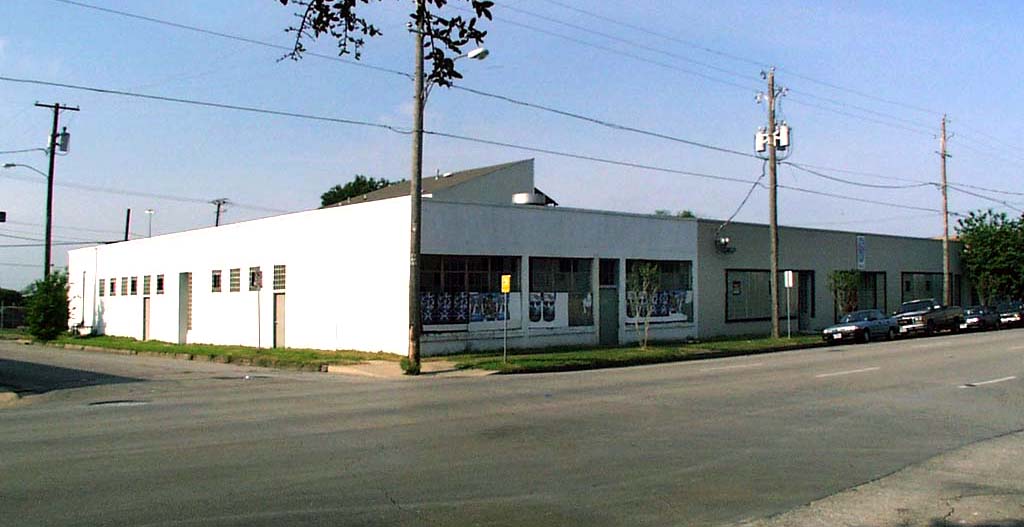 3116 Commerce St, Dallas, TX for lease Primary Photo- Image 1 of 9