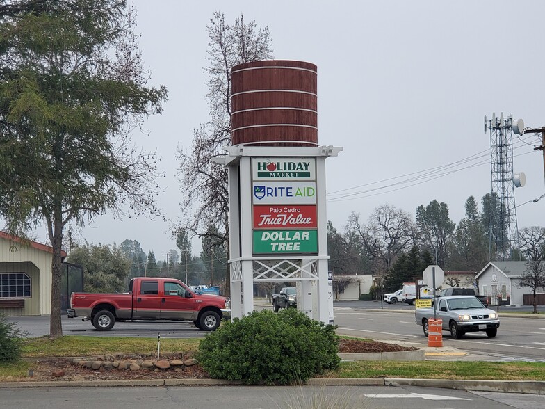 9372 Deschutes Rd, Palo Cedro, CA for lease - Building Photo - Image 3 of 11