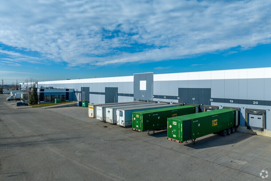 6980 108th Ave SE, Calgary, AB for lease - Building Photo - Image 3 of 6