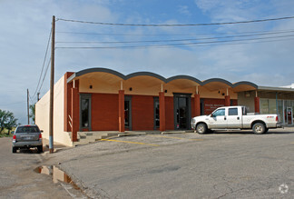 More details for 1401A W 5th St, Plainview, TX - Retail for Sale