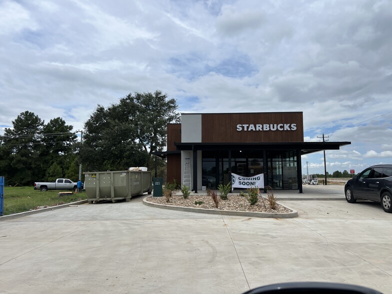 421 University Dr, Prairie View, TX for lease - Building Photo - Image 1 of 3