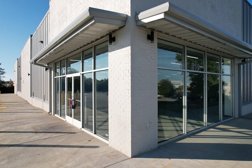 819 N Westover Blvd, Albany, GA for lease - Building Photo - Image 3 of 8