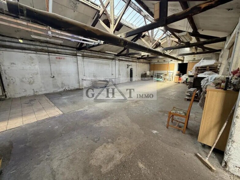 Industrial in Noisy-le-Sec for sale - Building Photo - Image 2 of 13