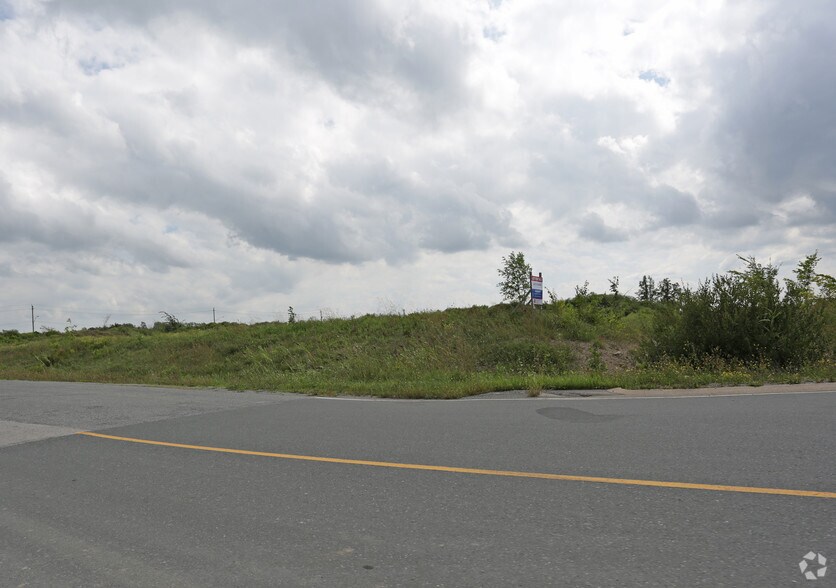 337 Enterprise Dr, Welland, ON for sale - Primary Photo - Image 1 of 1