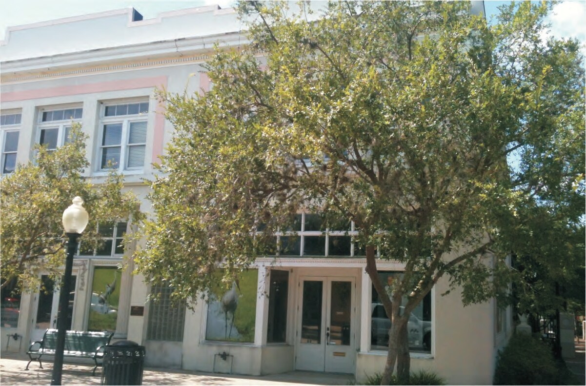 112 W Indiana Ave, Deland, FL for sale Primary Photo- Image 1 of 1