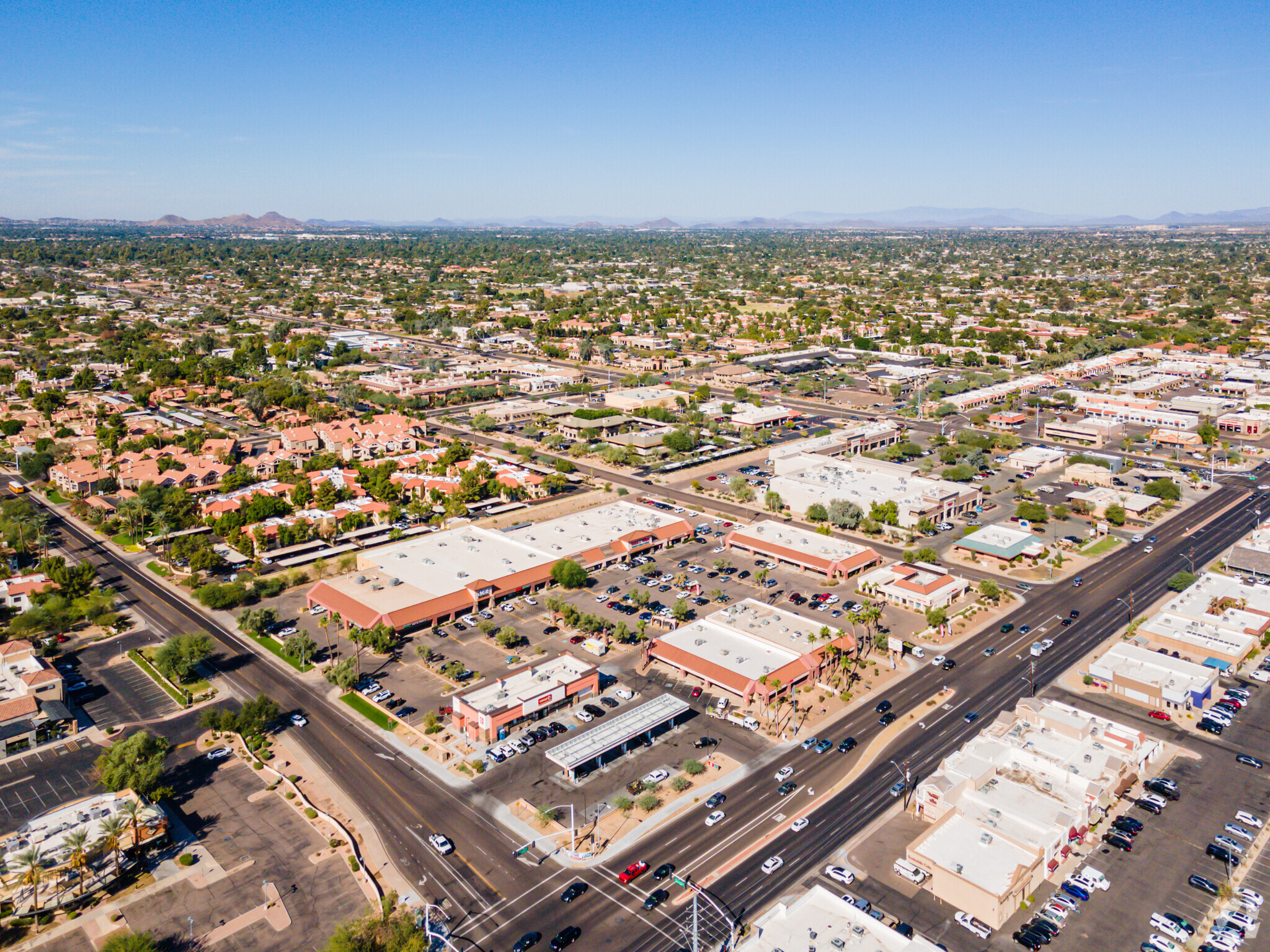 10300 N Scottsdale Rd, Scottsdale, AZ 85253 - Total Wine Center | LoopNet