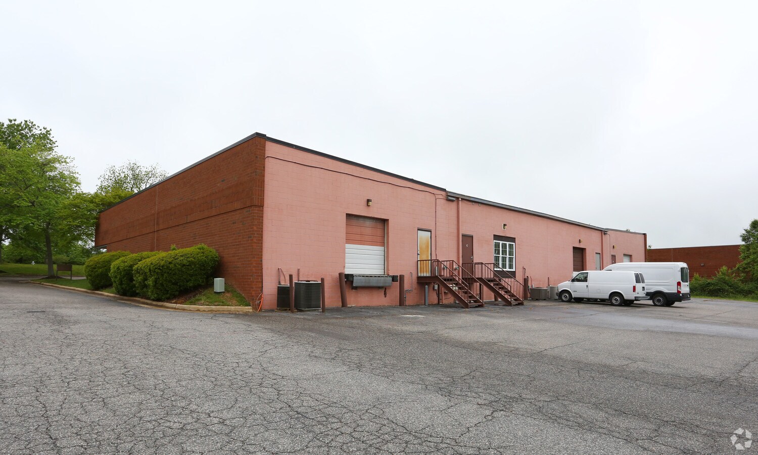 611 Moorefield Park Dr, Richmond, VA 23236