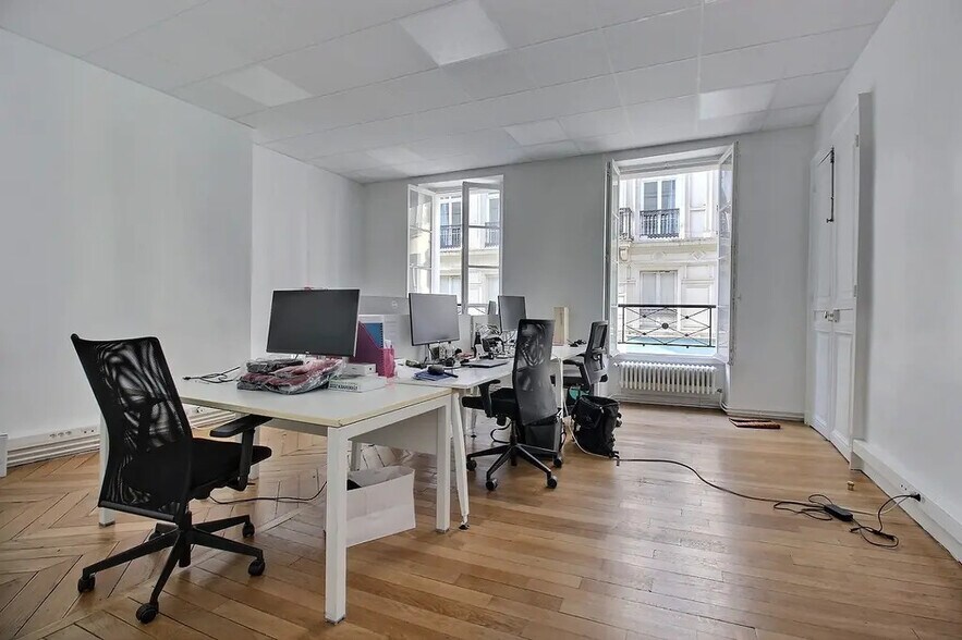 36 Rue D'Enghien, Paris for lease - Interior Photo - Image 1 of 6
