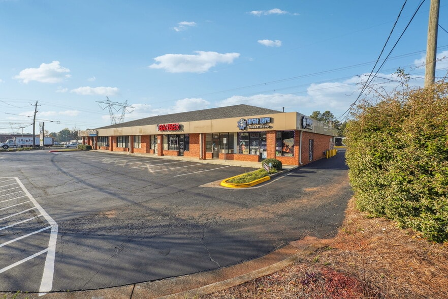 1809 Canton Rd, Marietta, GA for lease - Building Photo - Image 3 of 5