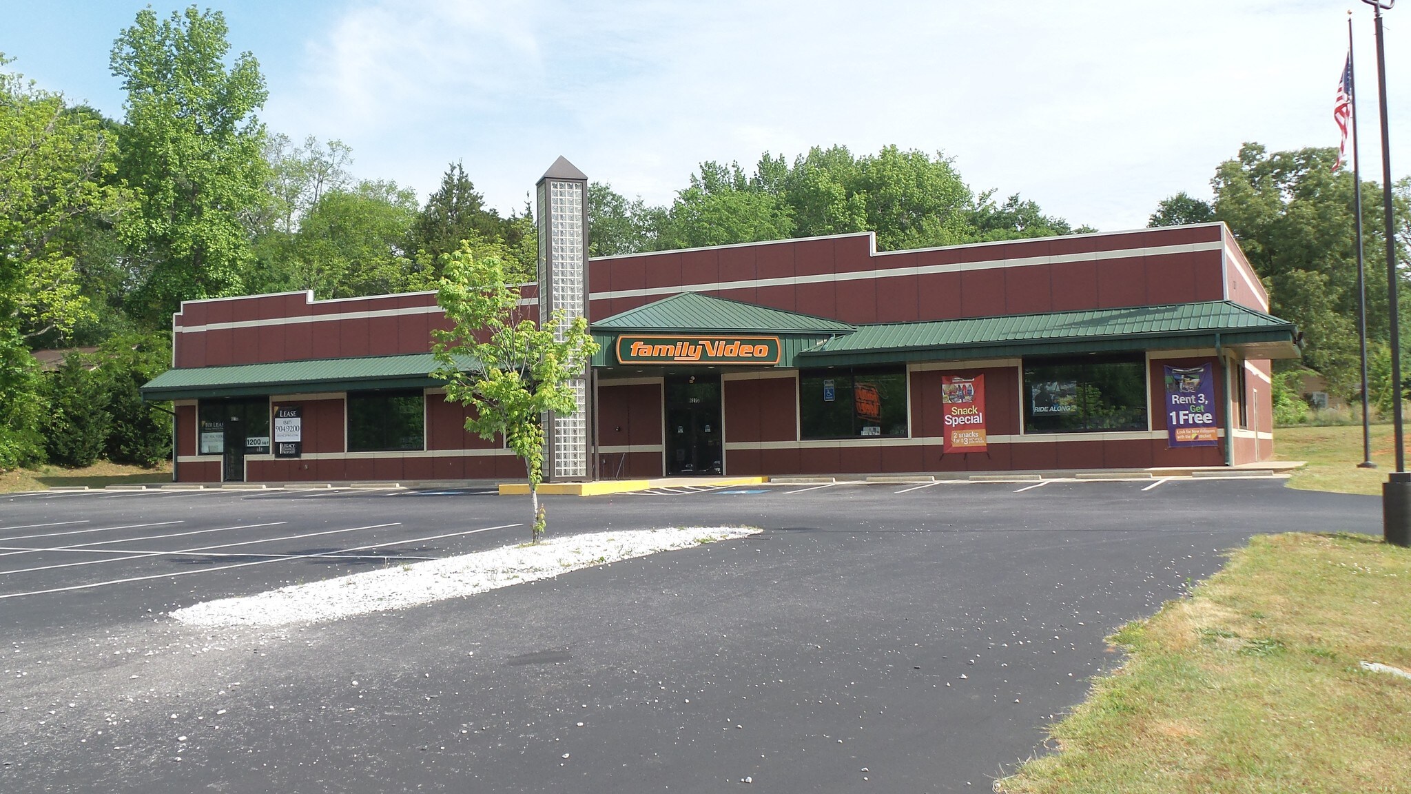 627 E Main St, Laurens, SC for sale Building Photo- Image 1 of 1